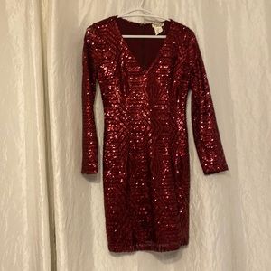 Womens mini dress. Worn once so it’s in great condition.